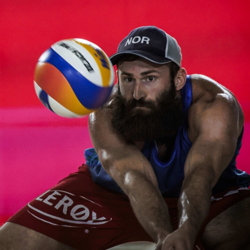 24_web-action-bilde_hendrik_fivb